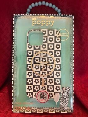 Poppy Black & White Floral Check for iPhone 15/14/13